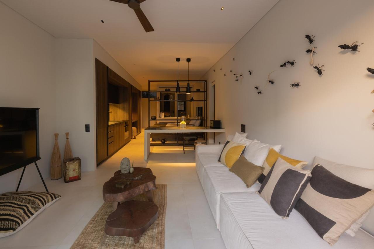 Vouliagmeni Apartments 18 Атина Екстериор снимка