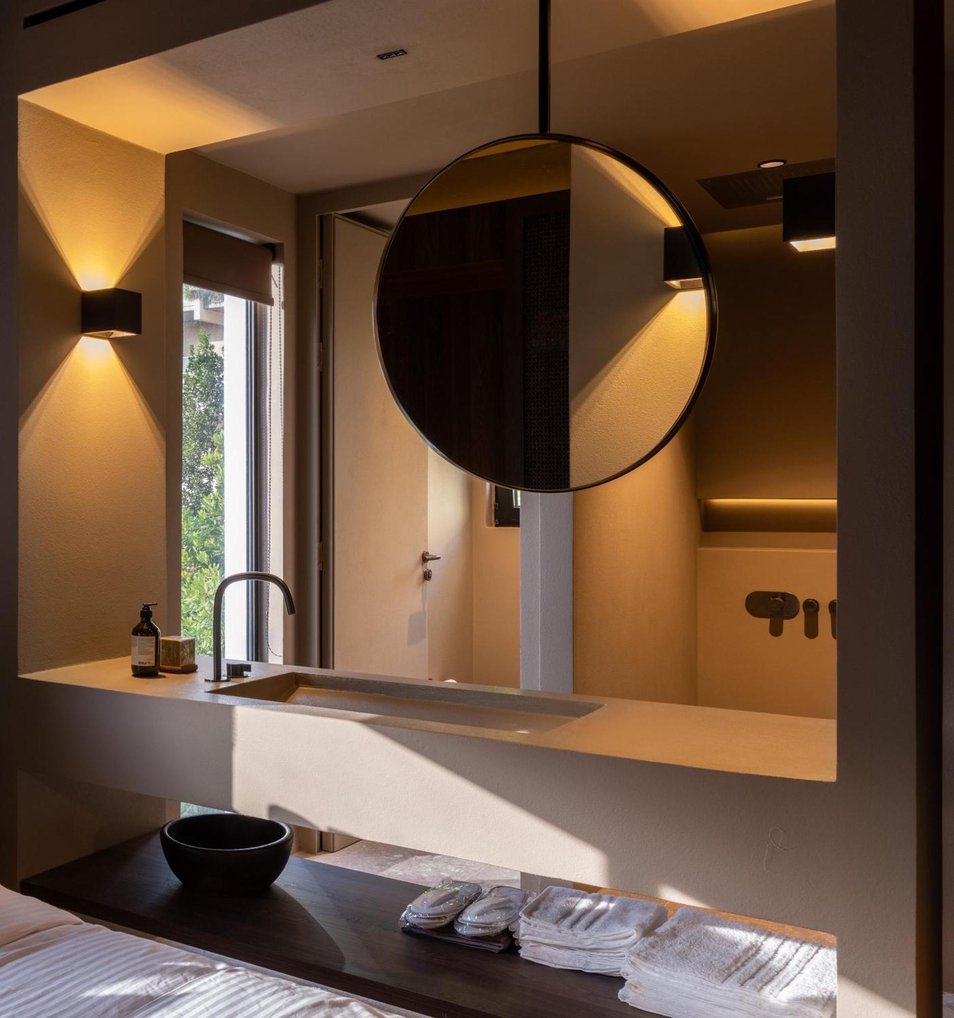 Vouliagmeni Apartments 18 Атина Екстериор снимка